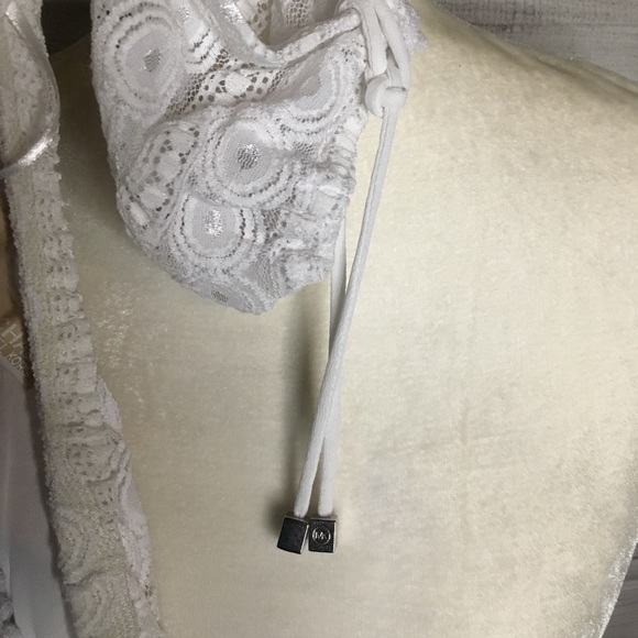 Michael Kors Lace Blouse - Picture 4 of 4